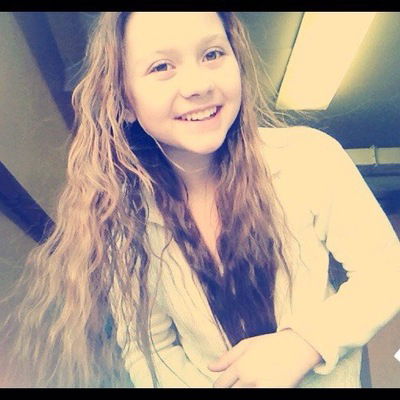 Анюта Полшкова