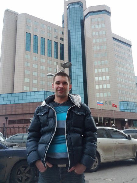 Женя Шмелев