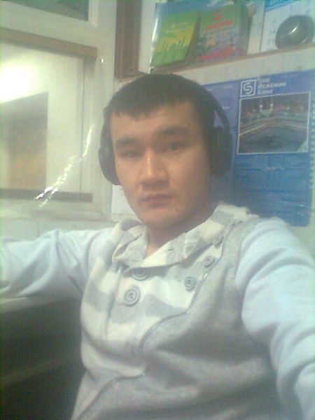 Максатбек Тешеев