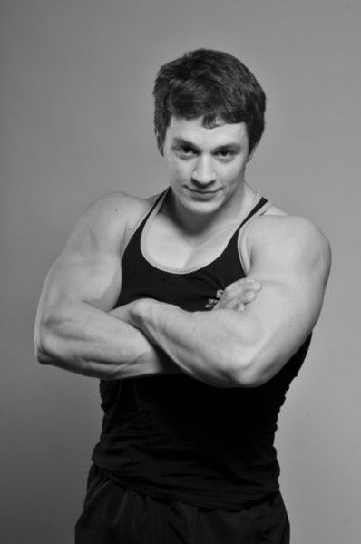 Анатолий Иванов