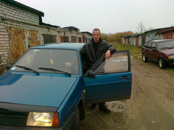 Саня Волков