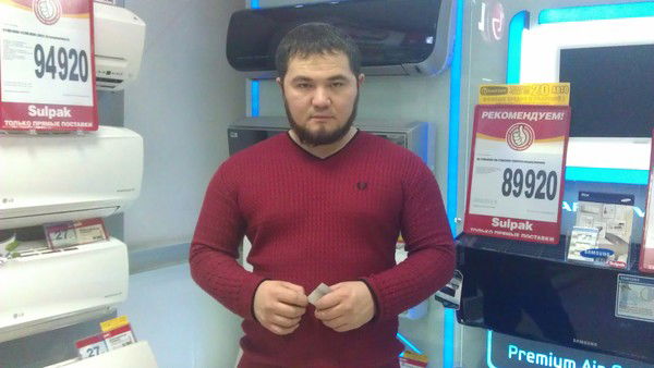 Музафар Розиов