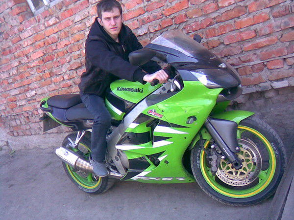 Евгений Пекарский