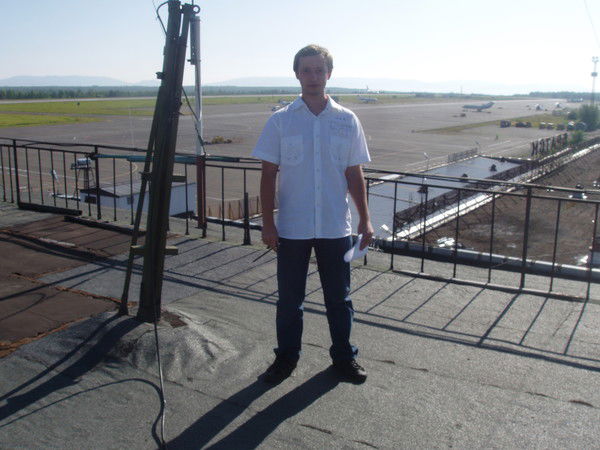 Костя Попов