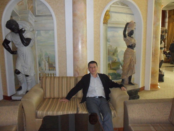 Аброр Юлдашев