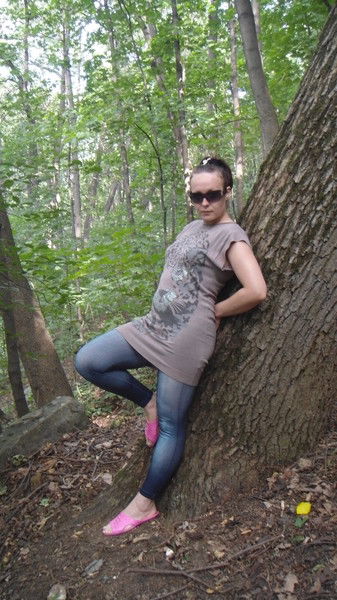 Анна Миканова