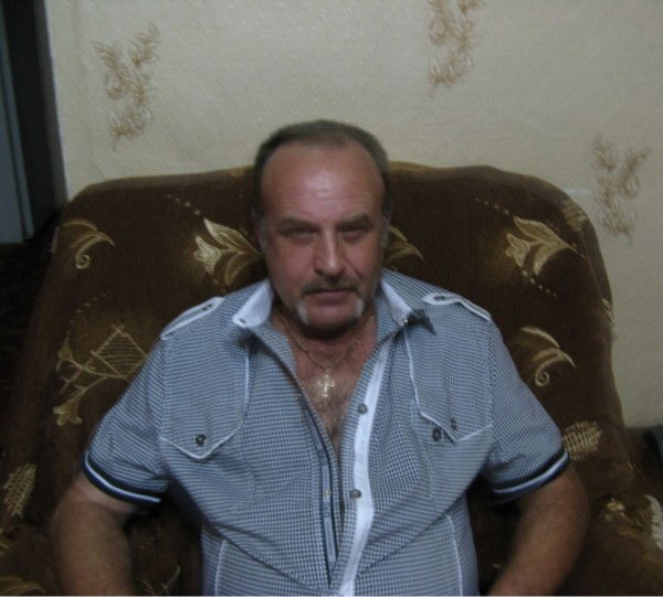 Олег Ермолаев