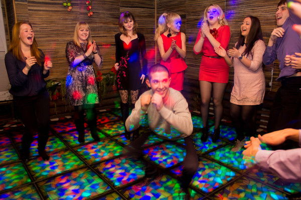 Александр -_