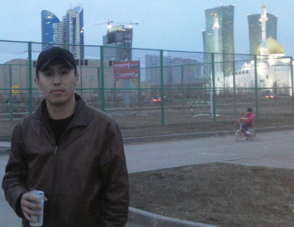 Олжас Ахметов