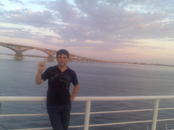 Ислам Кахмаев