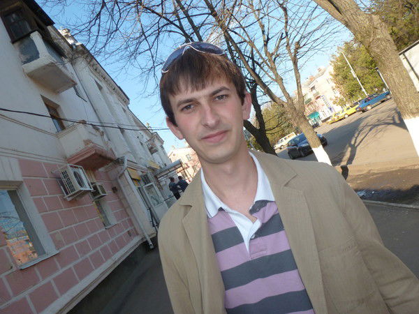 Павел Костюченко