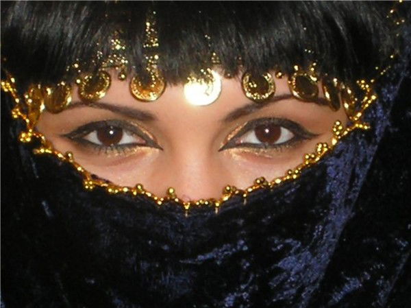 Елена Левченко