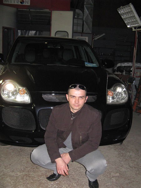 Антон Попов