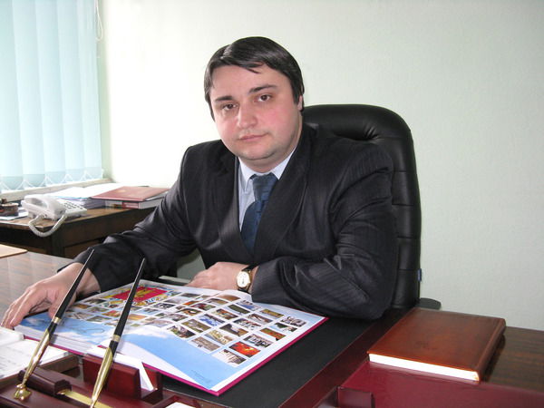 Владислав Николаев