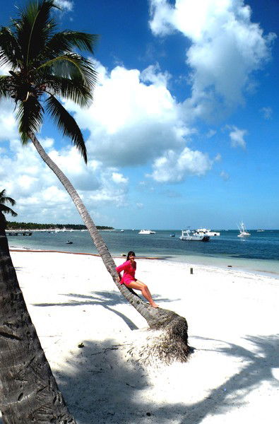 Анна Стрельцова