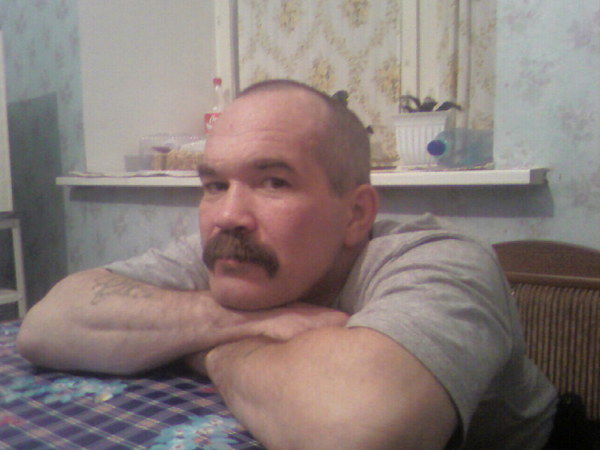 Веня Смолов