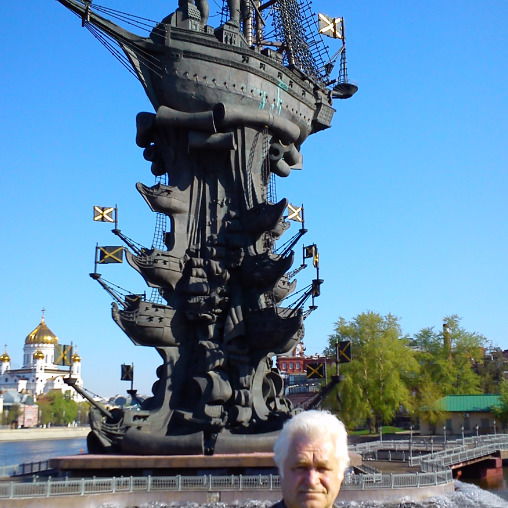 Виктор Суханов