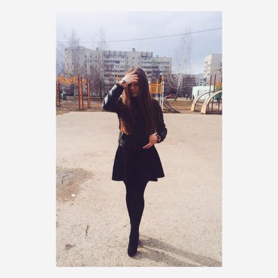 Лена Миронова