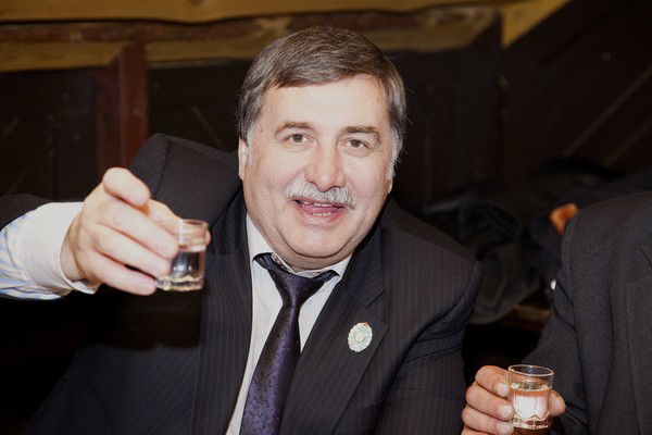 Александр Семизаров