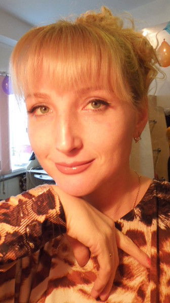 Виктория Попова