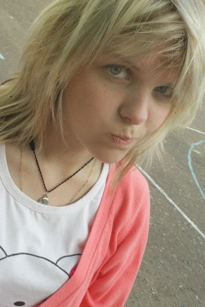 (...голубаглазая ...)