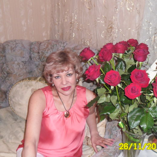 Елена Антонова