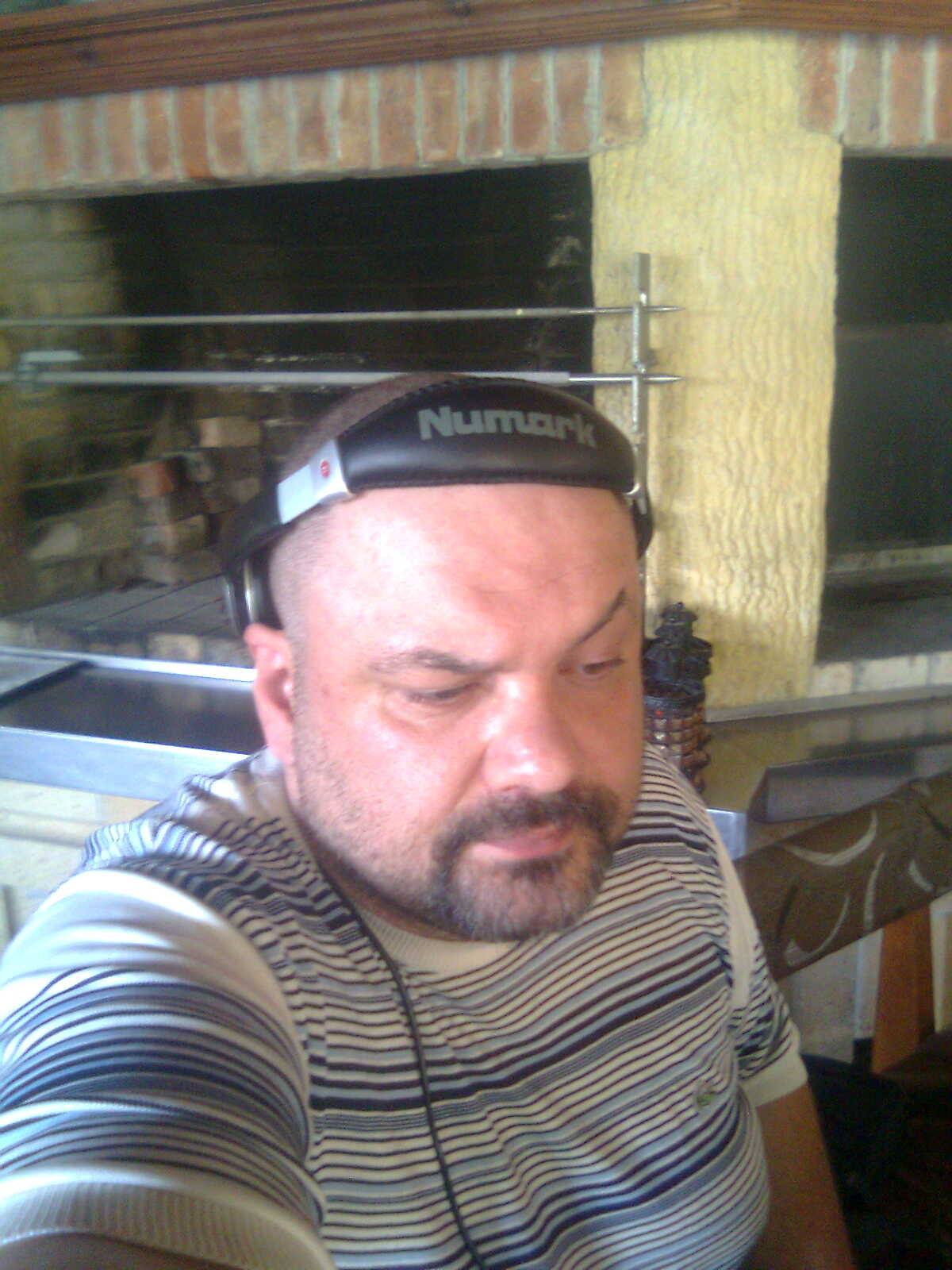 Николай Чакъров