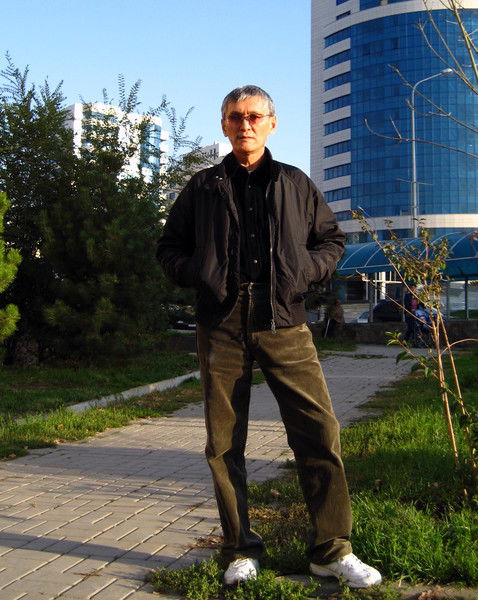 Серик Махамбетов