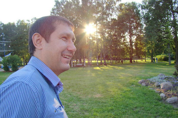 Данияр Назаров