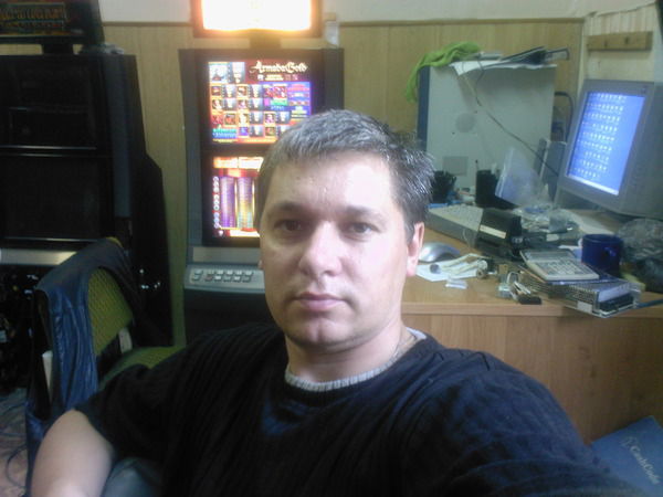 Василий Савенков