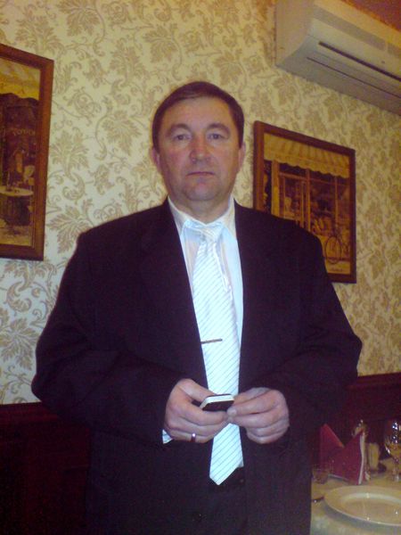 Владимир Догадин