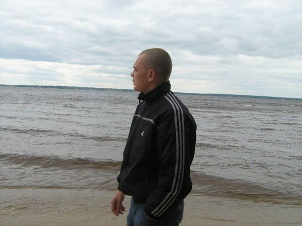 Роман Емельянов