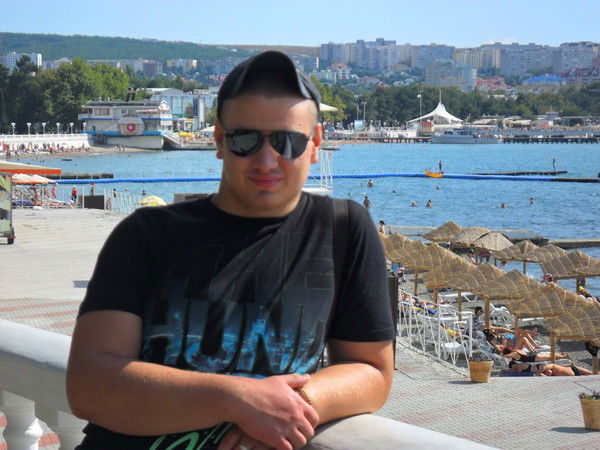 Андрей Холкин