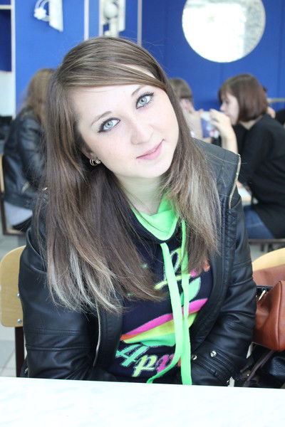 Кристюша... Максимова...