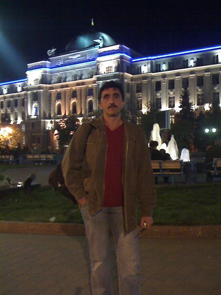 Леонид Токарь