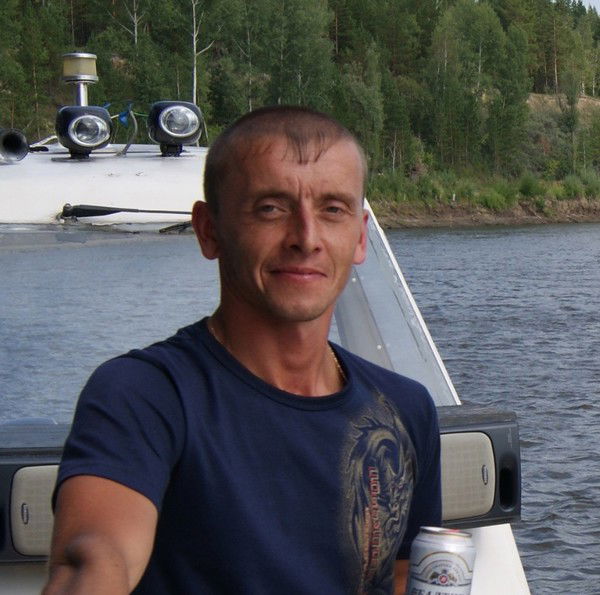 Денис Индюков