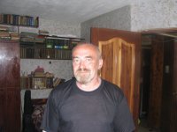 Владимир Ахов