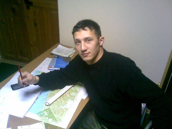 Адиль Искак