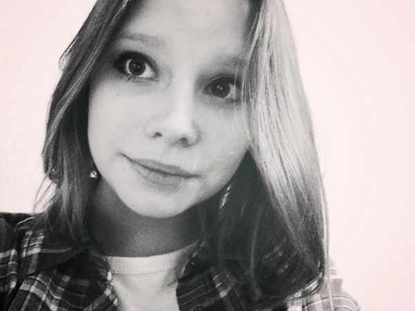 Мария Попова