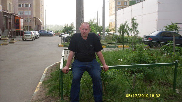 Алексей Ушаков