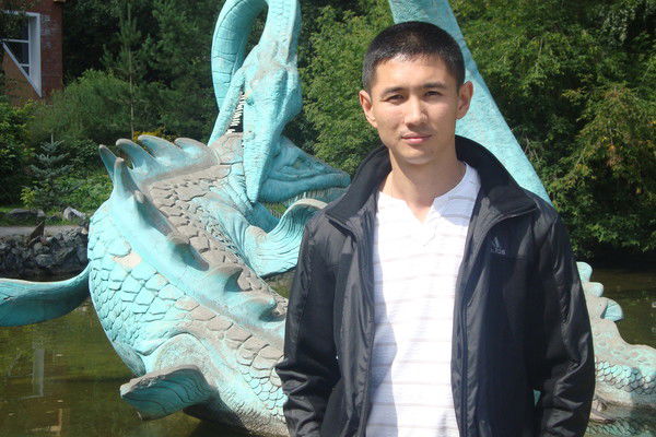 Айдос Биканов