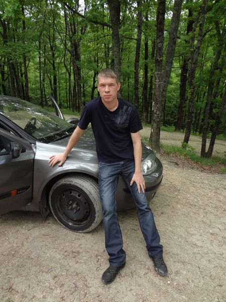 Максим Любаков