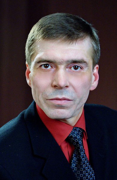 Николай Зернов