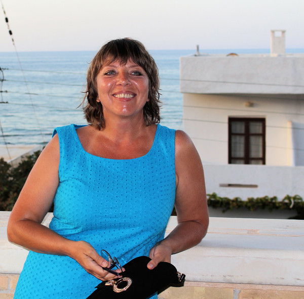 Елена Троян