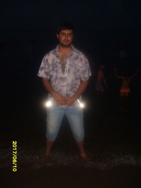 Ислам Агабаев