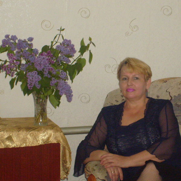 Елена Землянушнова (Лютикова)