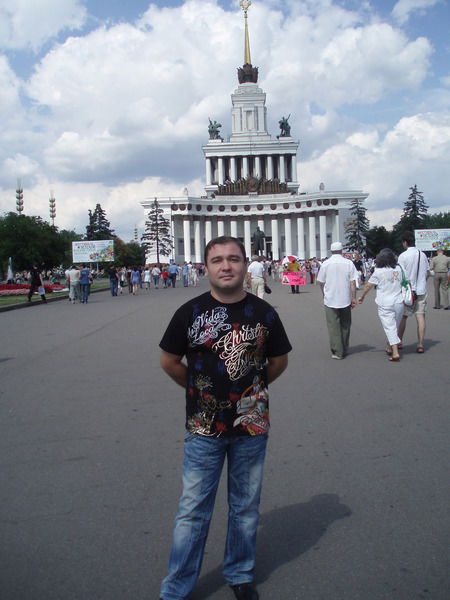 Бахром Сухов