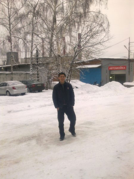 Уткиржон Хожаматов