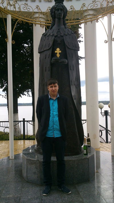 Александр Алексеев