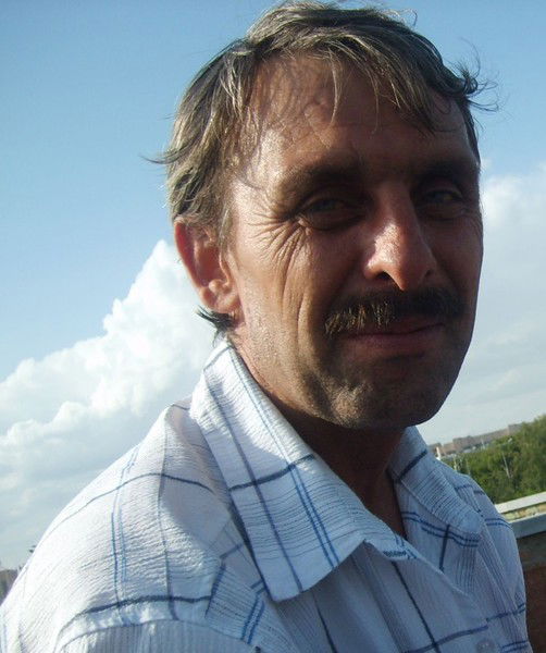 Александр Комнатный